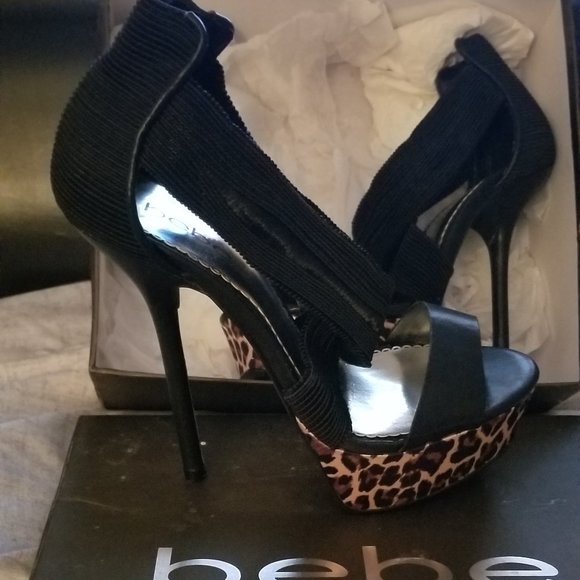 Heels - Picture 2 of 3